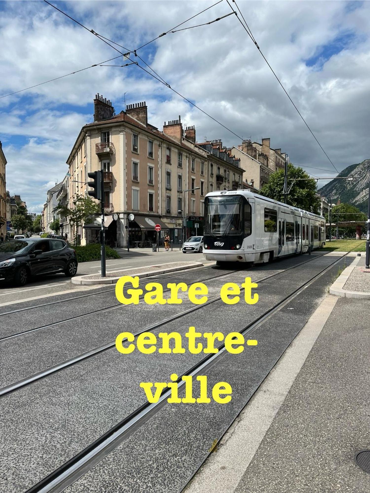 L Evazion Appartement Grenoble Bagian luar foto